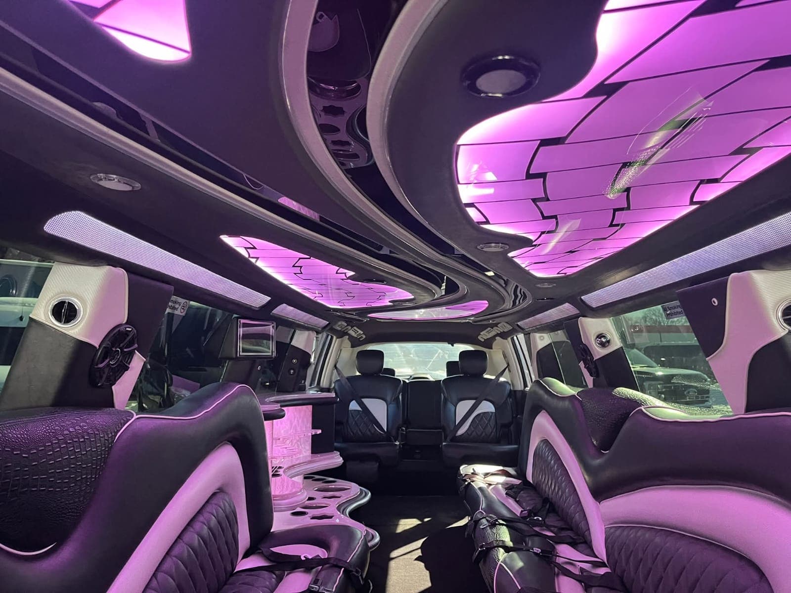 Limousine — Image 1
