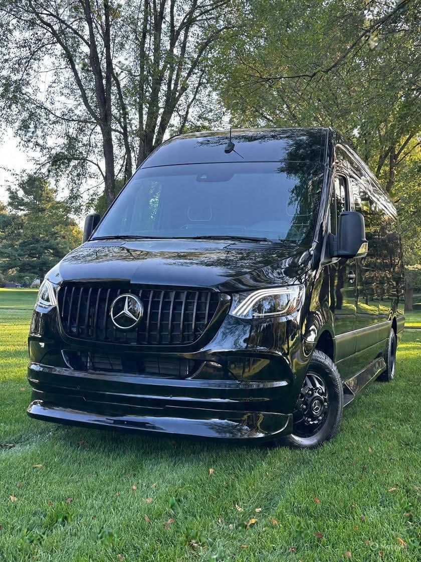Sprinter Van — Image 1